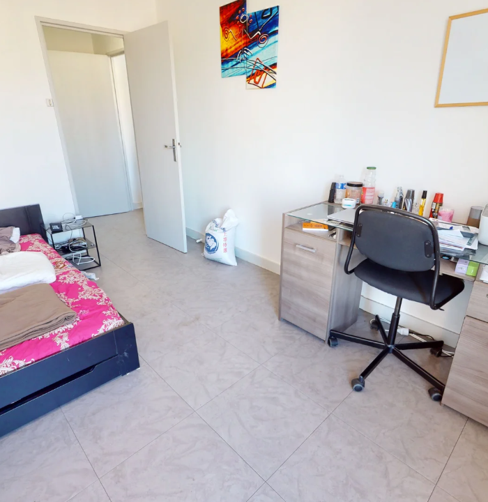 Grand T4 de 76m2, Saint-Étienne