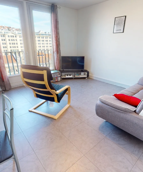 Grand T4 de 76m2, Saint-Étienne