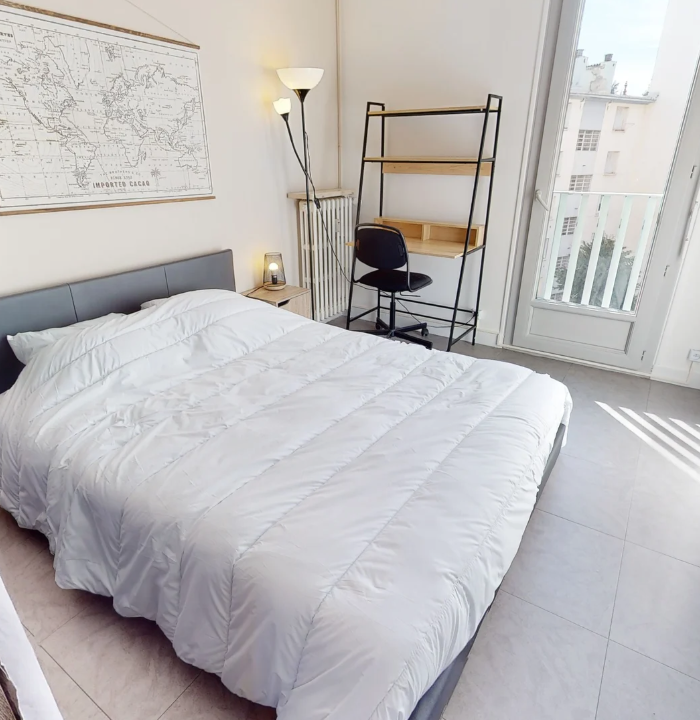 Grand T4 de 76m2, Saint-Étienne